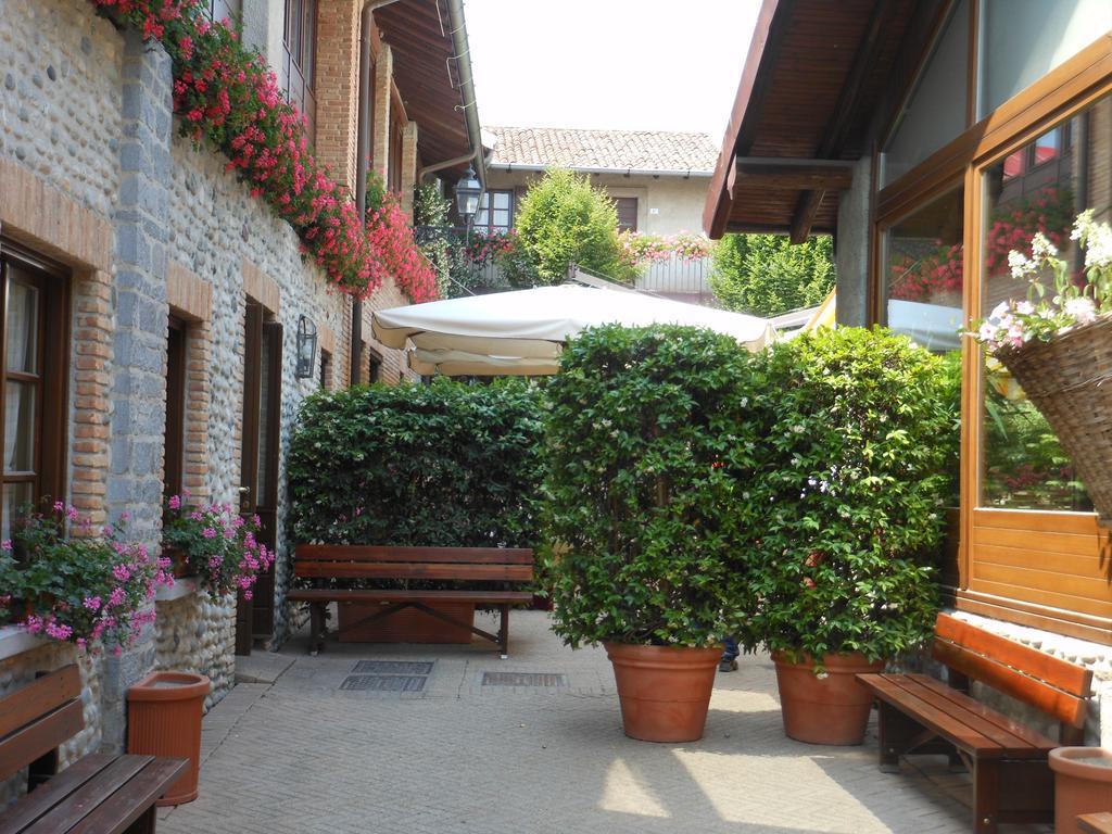 Agriturismo Cassinazza Orsenigo Eksteriør billede
