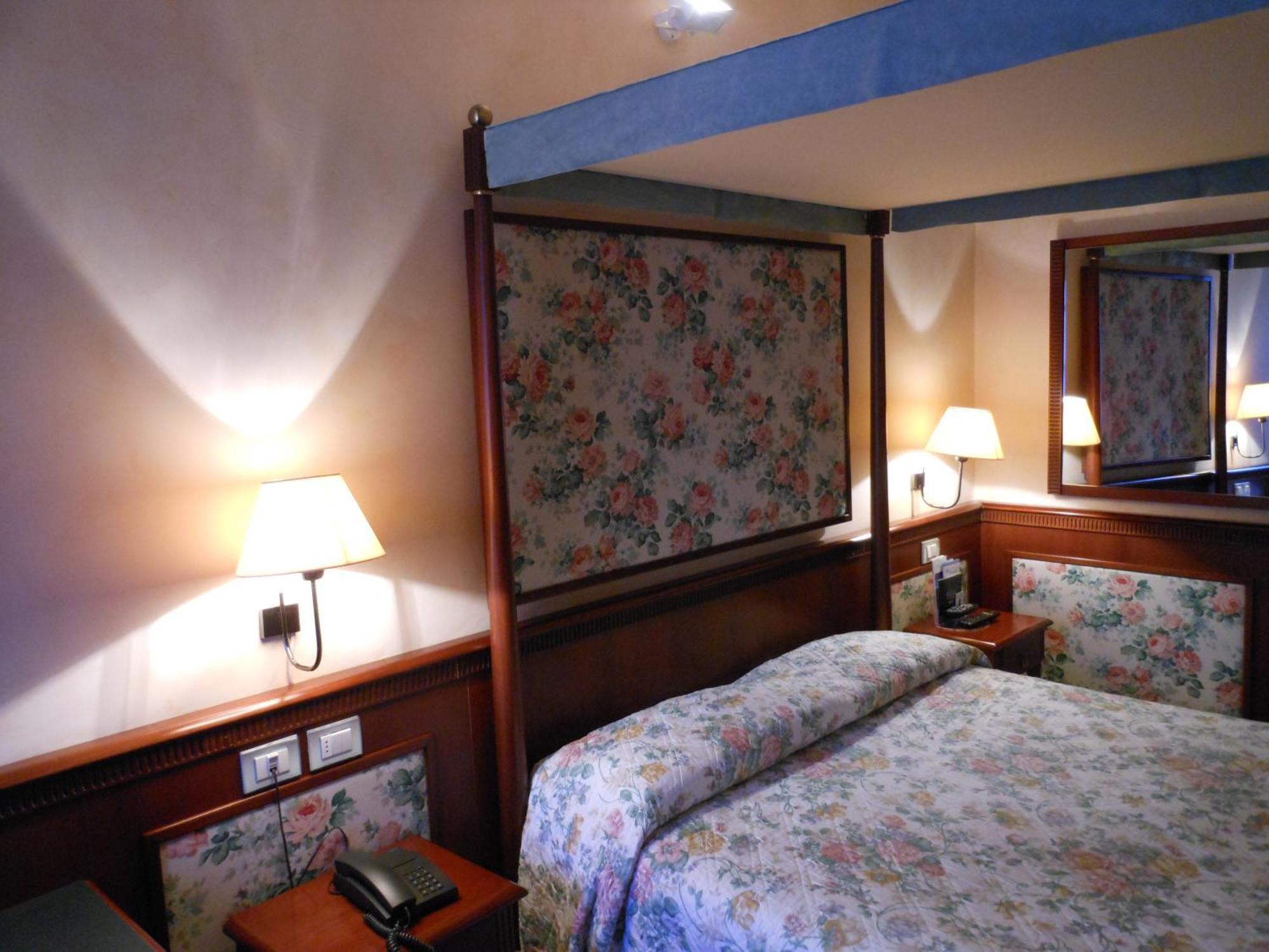 Agriturismo Cassinazza Orsenigo Værelse billede