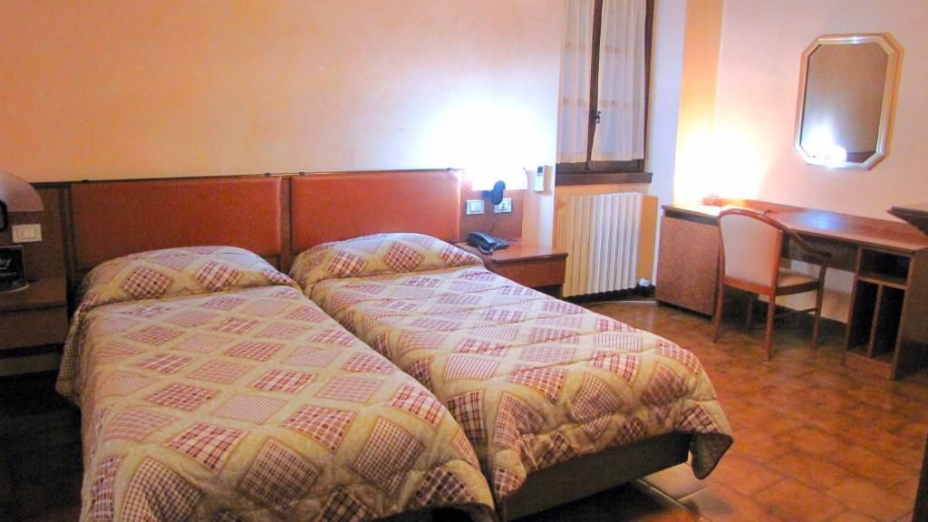 Agriturismo Cassinazza Orsenigo Værelse billede