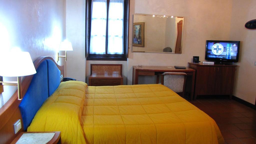 Agriturismo Cassinazza Orsenigo Værelse billede