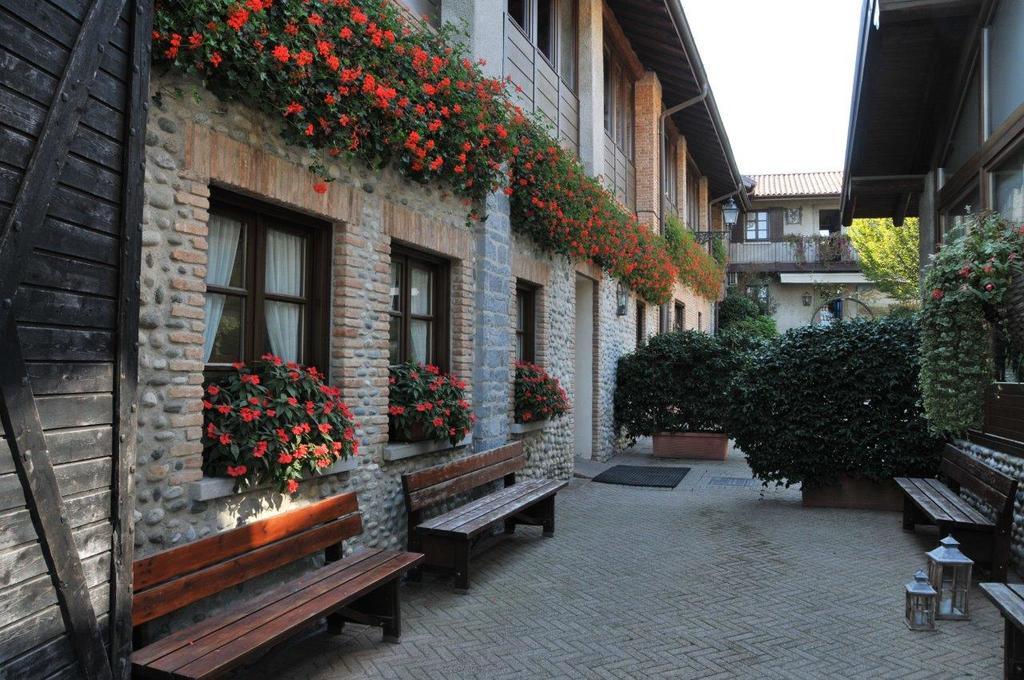 Agriturismo Cassinazza Orsenigo Eksteriør billede